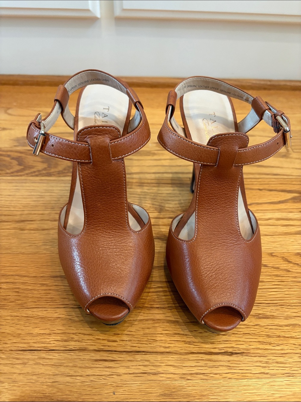 Talbot's T-Strap Leather Peep Toe Platform Heels Size 7